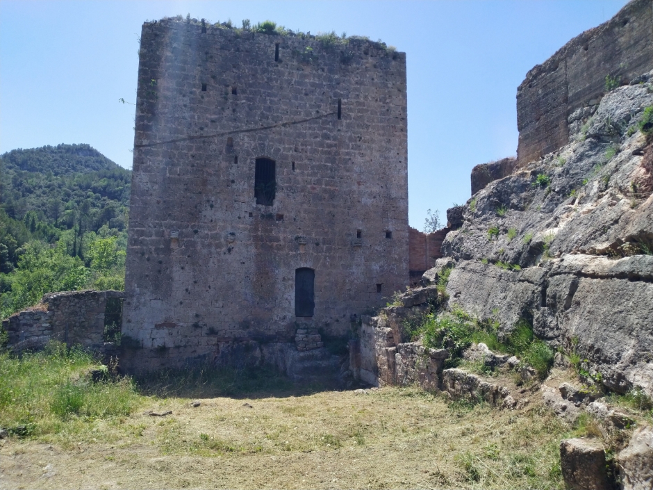 Torre principal del castell des de l'interior.