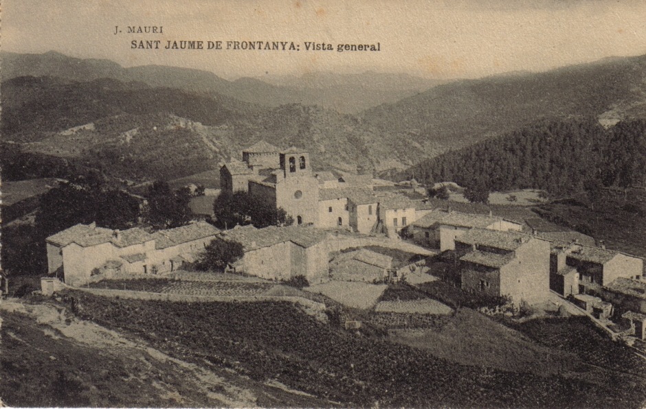 Vista general del poble de Sant Jaume de Frontanyà. Postal de J. Mauri. 