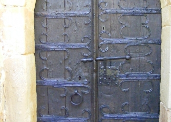 Porta ferrada de Sant Vicenç de Castell de l'Areny