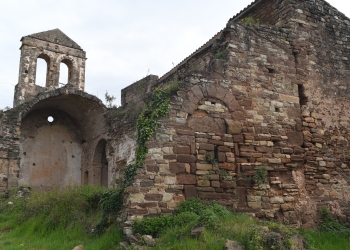 Necròpolis de l'església vella