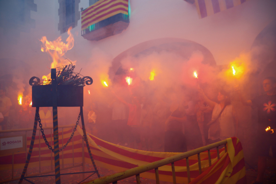 Flama del Canigó. Fotografia: Xavi Salbanyà