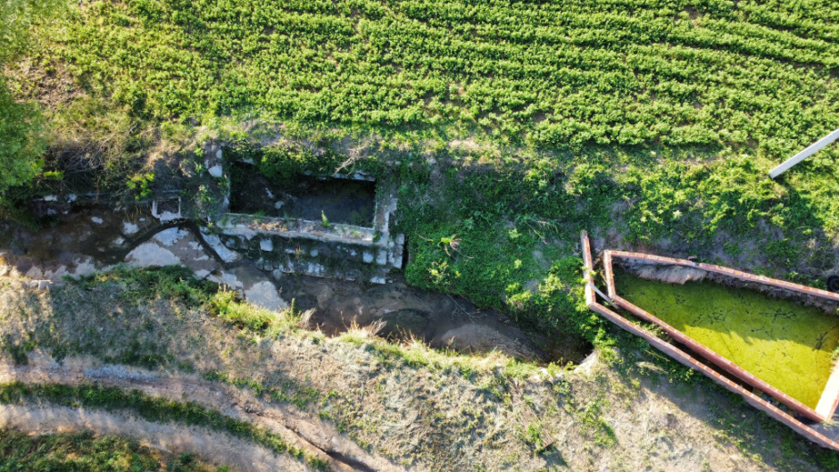 Safareig a l'esquerra