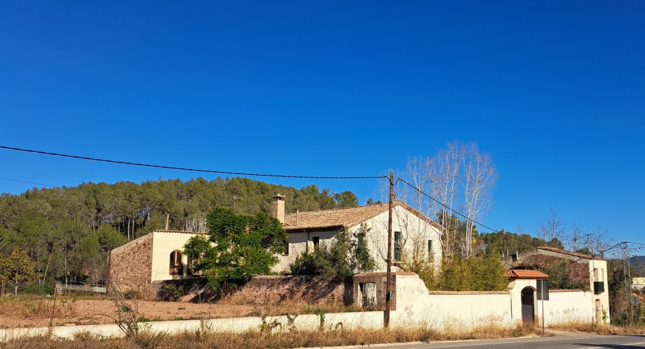 Vista del conjunt arquitectònic des del sud-oest. 
