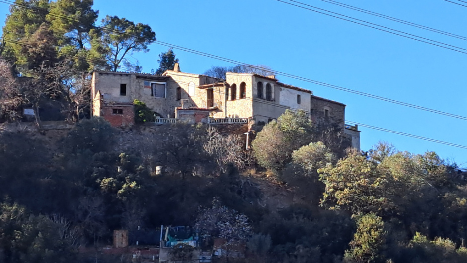 Vista general d'ubicació del mas.