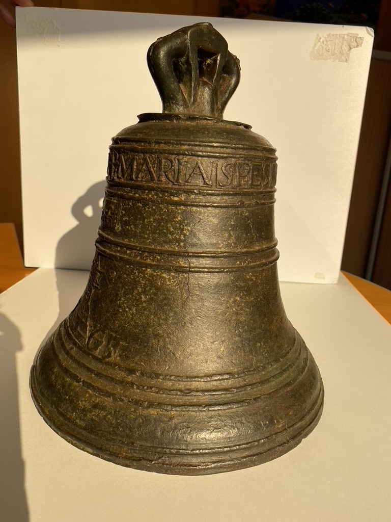 Llegenda: MARIA SPES NOSTRA, és a dir, Maria la nostra Esperança. Foto facilitada  per Adrià Pasqual.