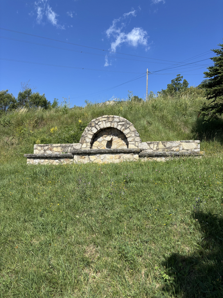 Imatge de la font del poble de Fígols