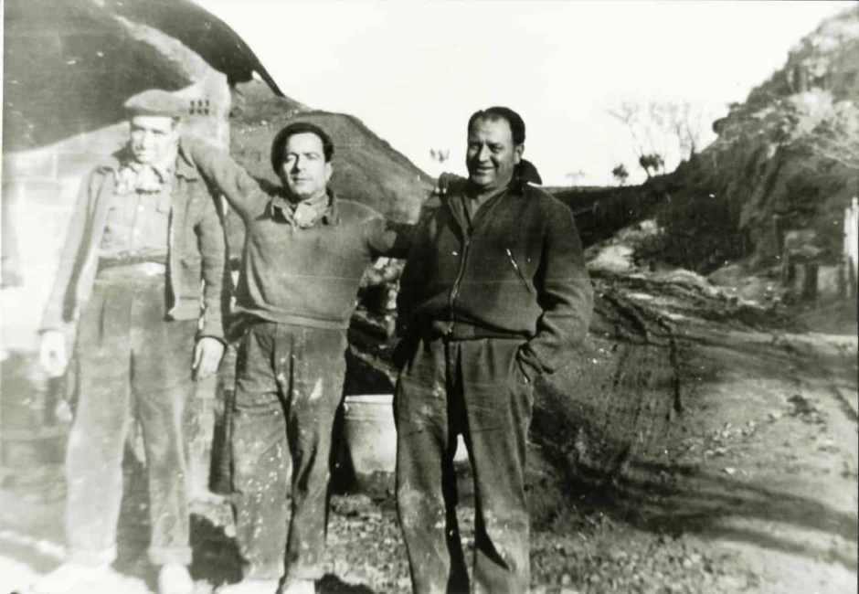 Imatge de miners. SOLER i RIBA, Ramon i ORIOLA i CASÒLIVA, Josep (1997), Relleu fotogràfic de les mines del Berguedà, Berga, pàg. Cessió de les imatges de Josep Oriola i Casòliva.