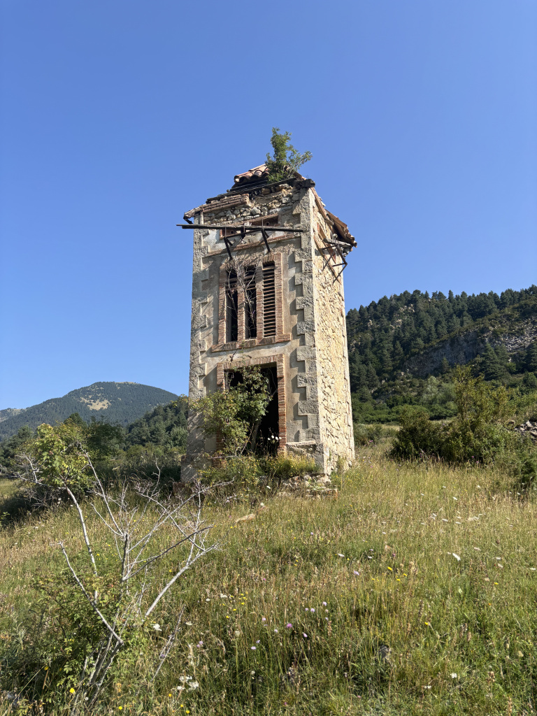 Vista lateral de la Torre