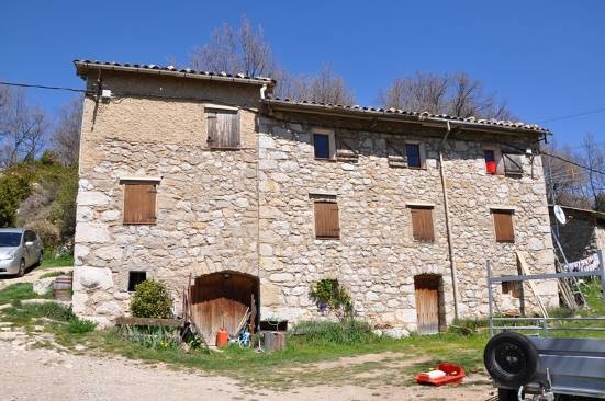 Part frontal de la masia