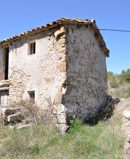 Imatge lateral d'un dels edificis