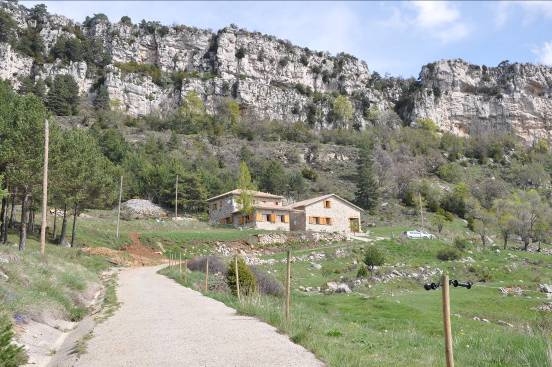 Vista general de les edificacions actuals i modernes