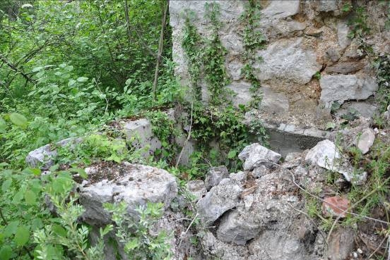 Una estructura de la masia en estat ruinós