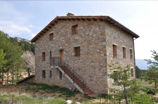 Part posterior amb l'escala d'accés