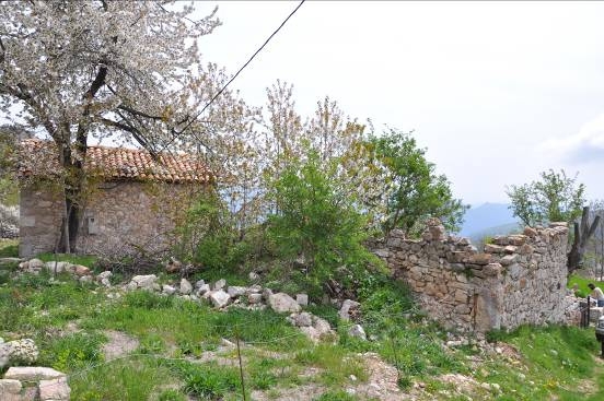 Imatge de les dues construccions