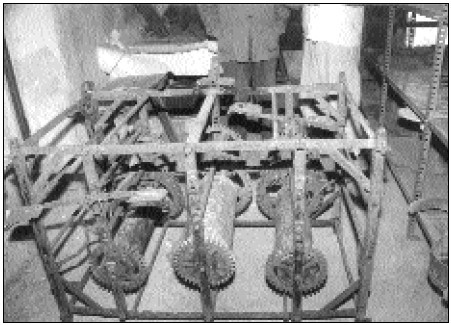 Rellotge trobat el 1995. Font: Mn. Isidre Gras.