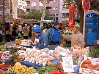 Foto entorn de l'any 2002, un dijous de mercat