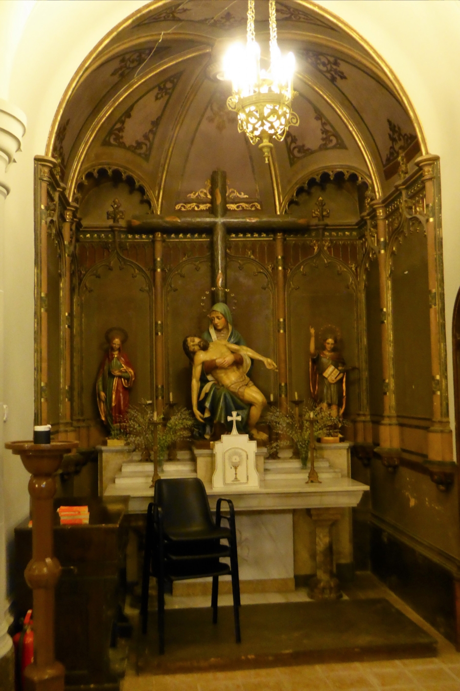 Capella lateral esquerra: Pietat