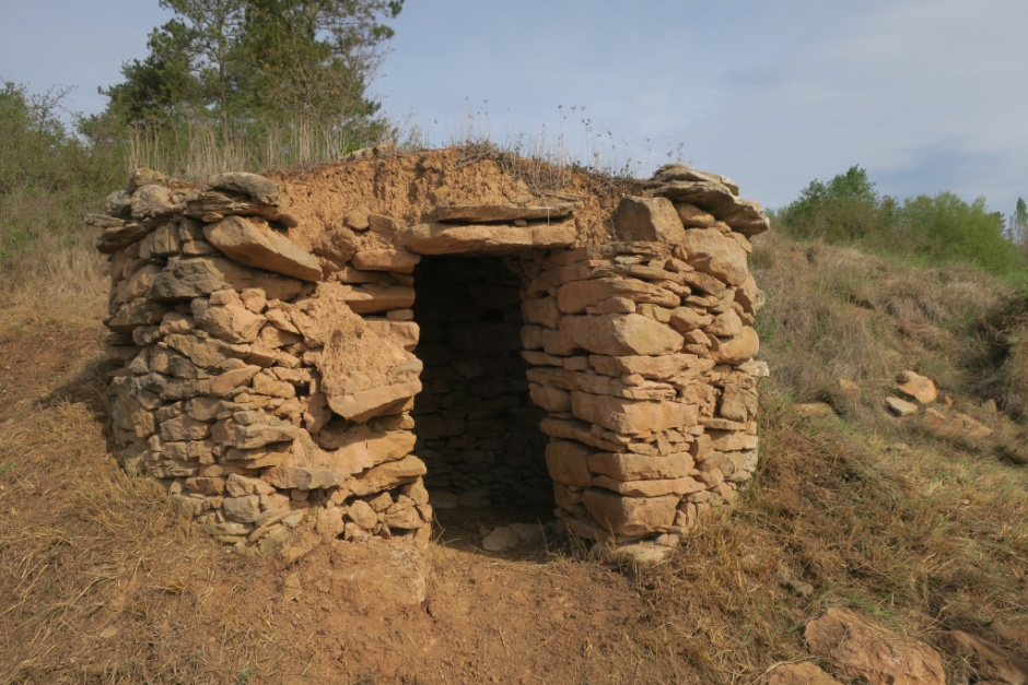 Imatge de la barraca reconstruïda el 2023