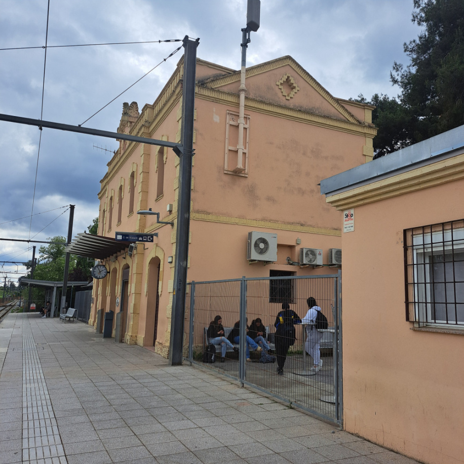 Façana principal i lateral