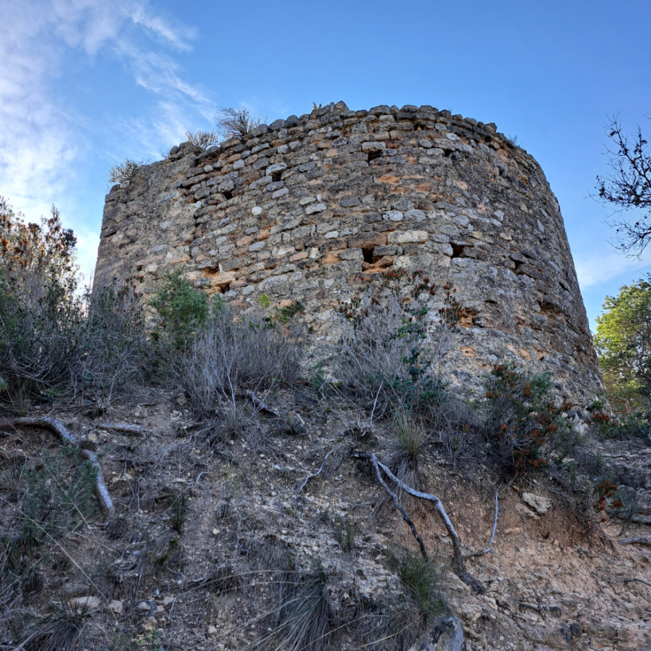 Planta absidal de la torre
