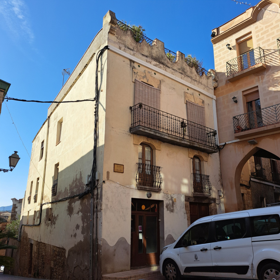 Façana principal i lateral