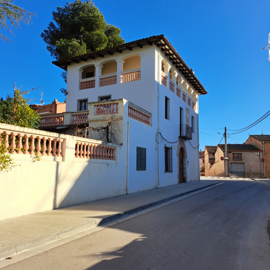 Façana principal i lateral