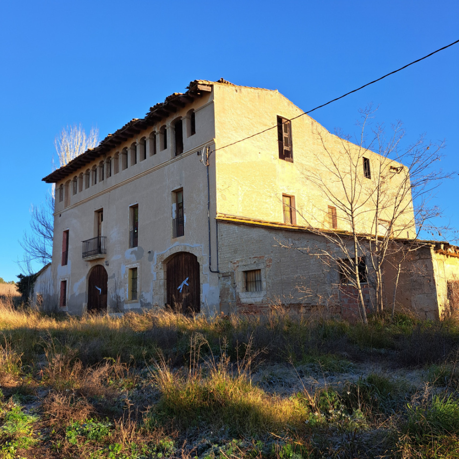 Façana principal i lateral