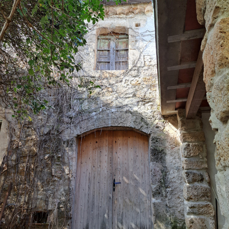 Portal i finestral gòtic