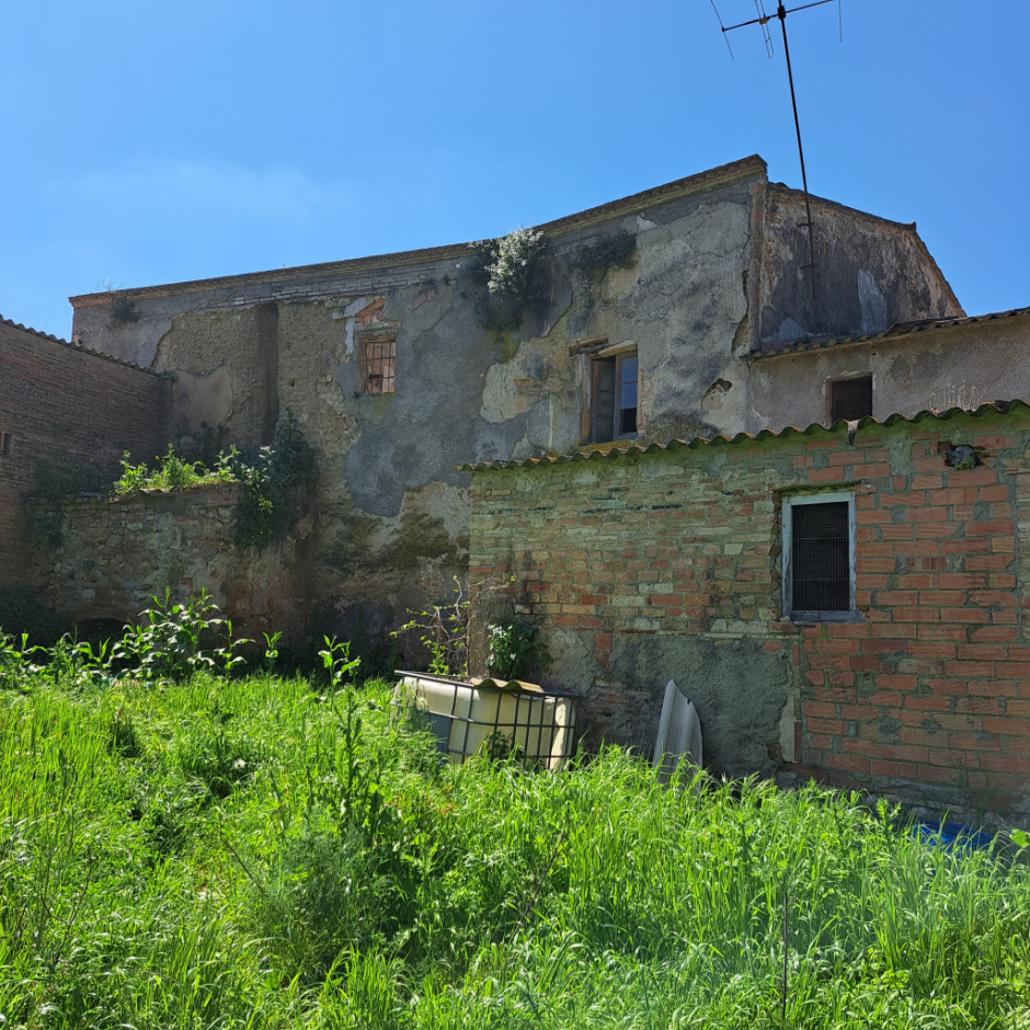 Façana principal i lateral