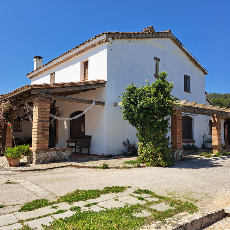 Façana principal i lateral