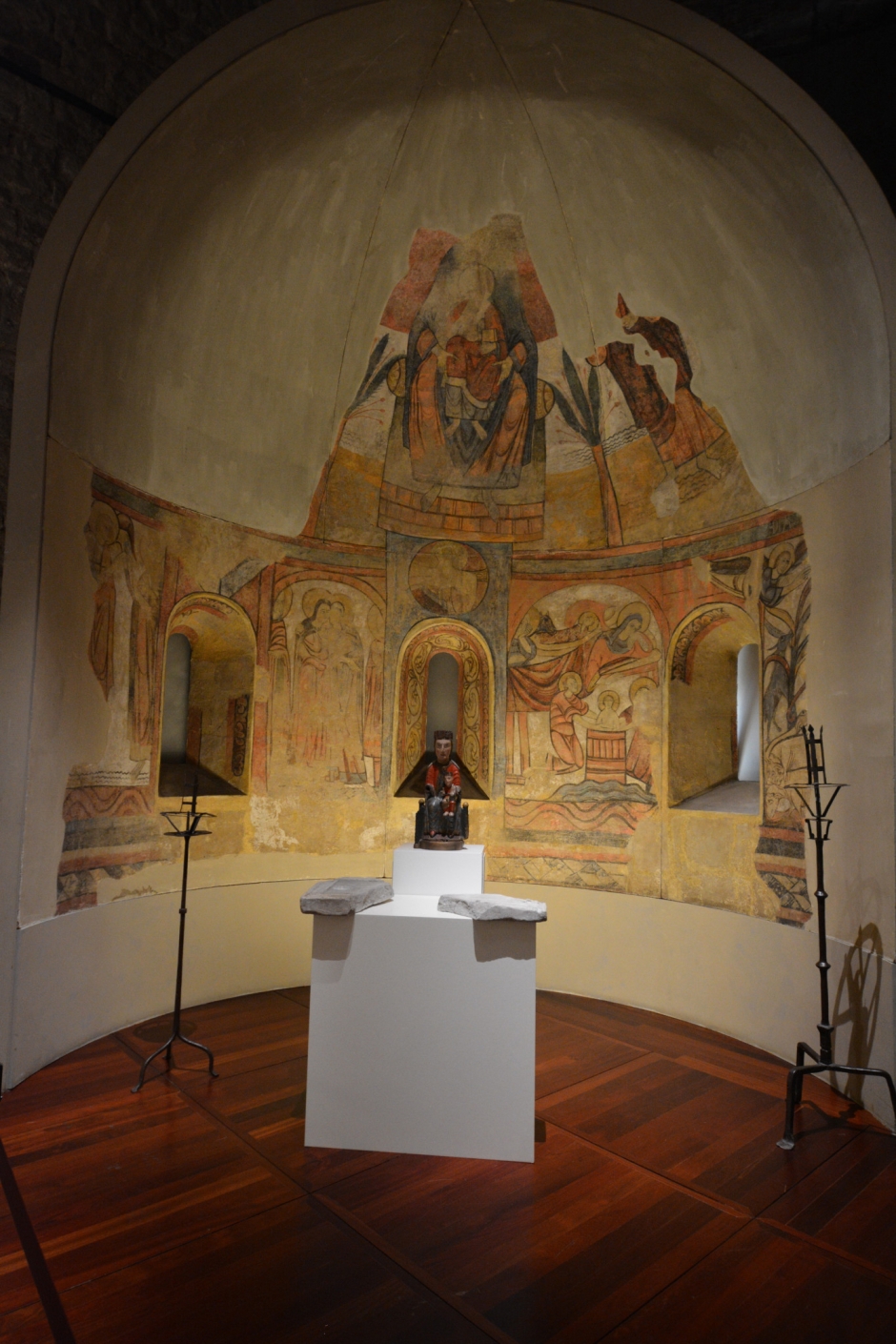 Les pintures romàniques de l'àbsis
