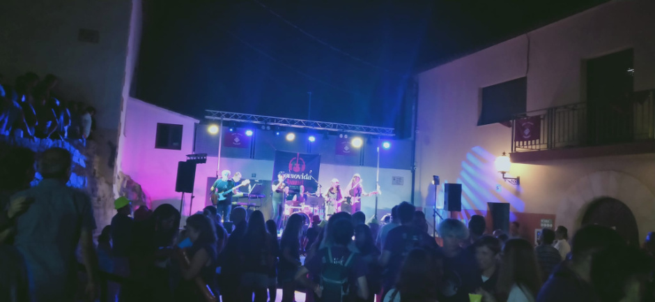 Ajuntament de Pontons.