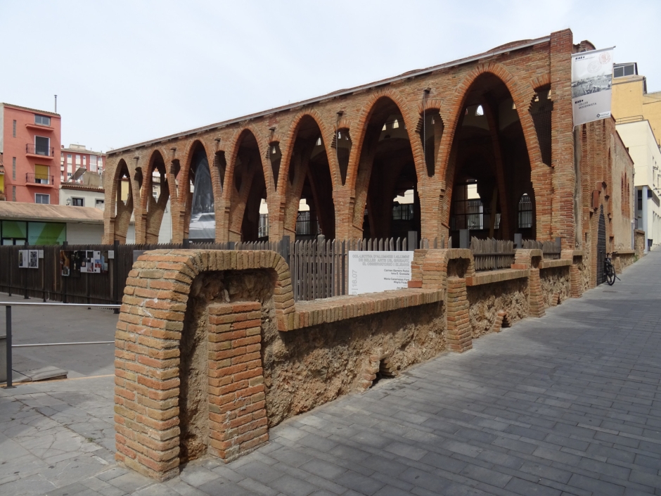 Façana lateral del Celler Cooperatiu