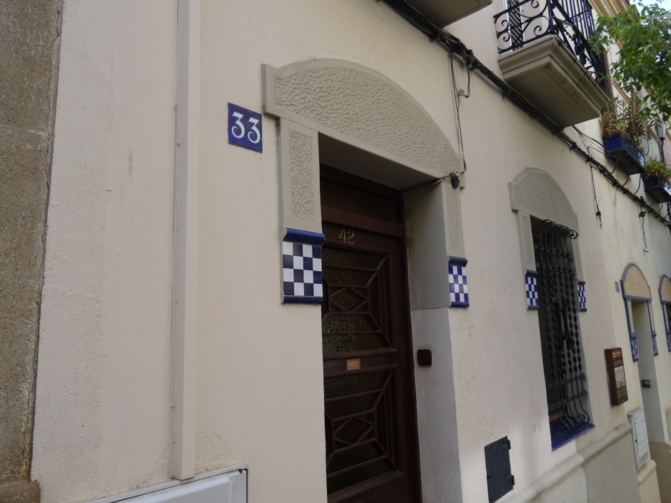 Detall ornamental de la casa del passeig Torreblanca número 33