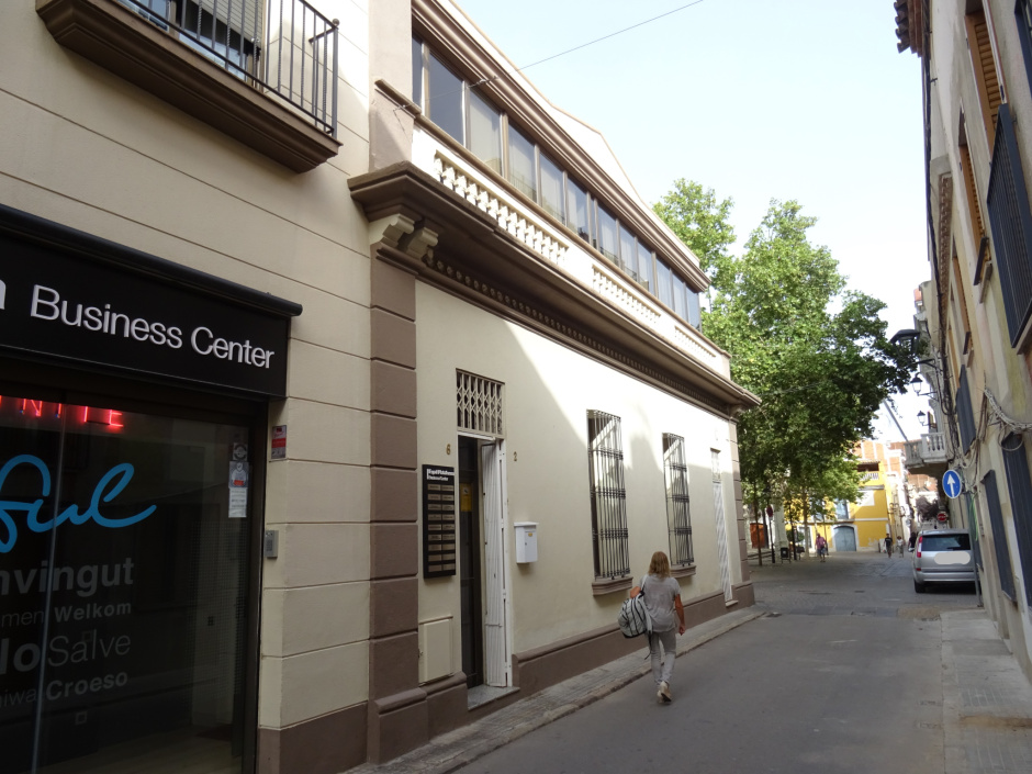 Façana de Cal Guillem al carrer Girona.