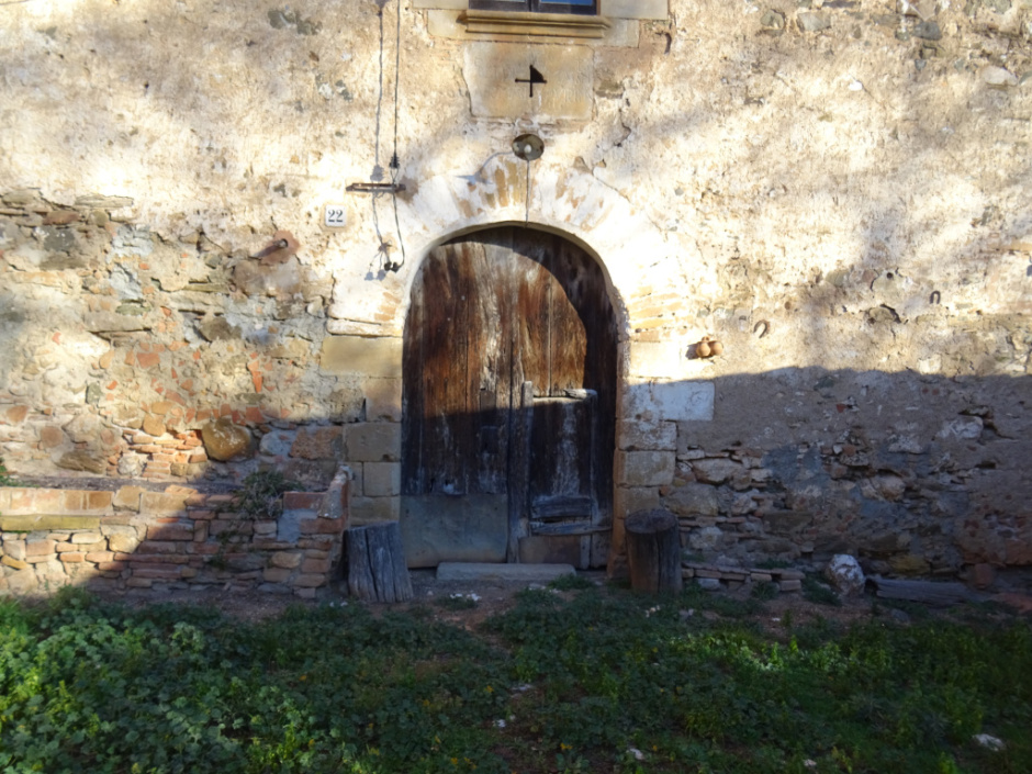 Portal de la masia de Can Bell