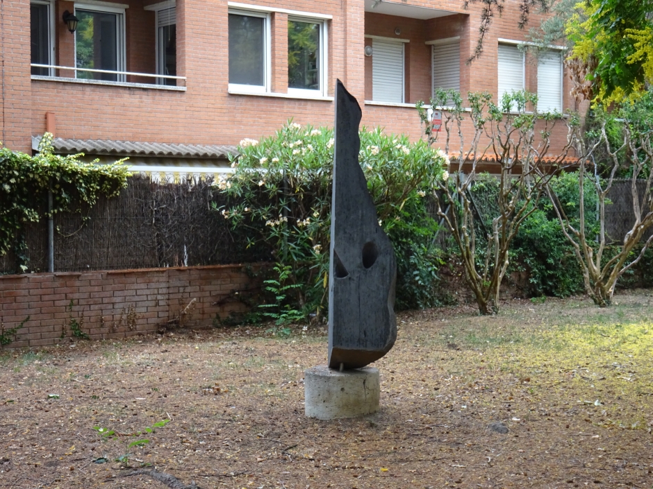 Escultura a la plaça 11 de setembre