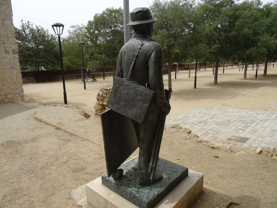Monument a Francesc Cabanas Alibau