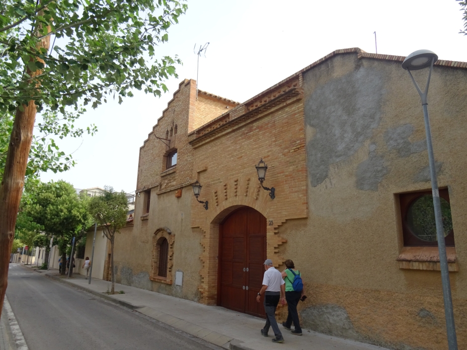 Façana de la casa Armet al carrer Barcelona