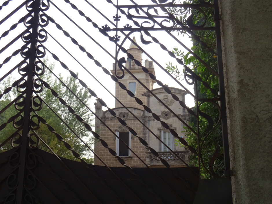 Façana de la Casa Mir