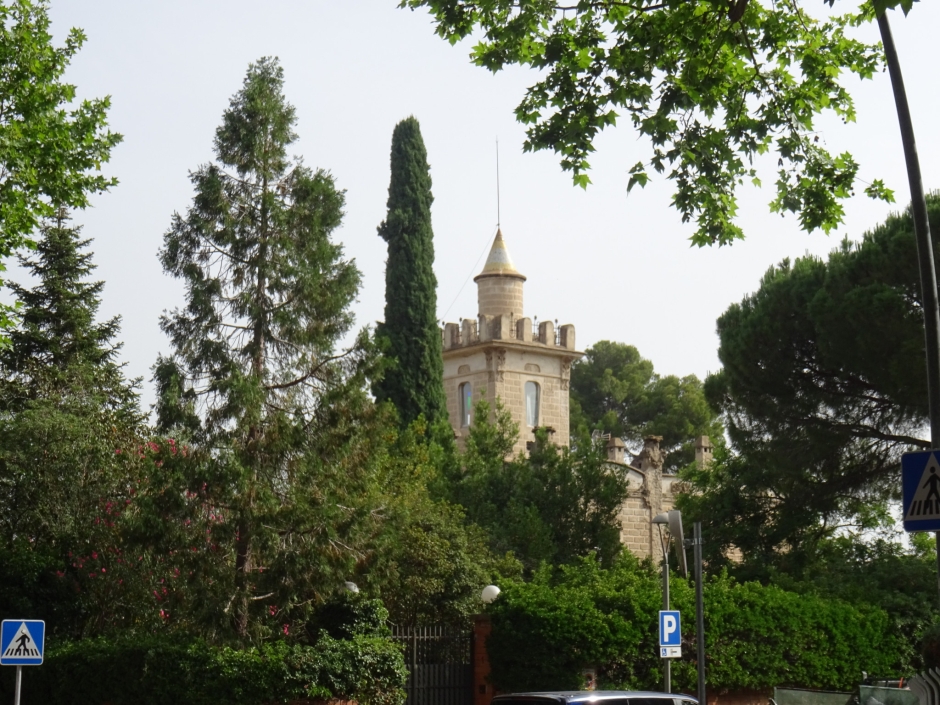 Part superior de la Casa Mir