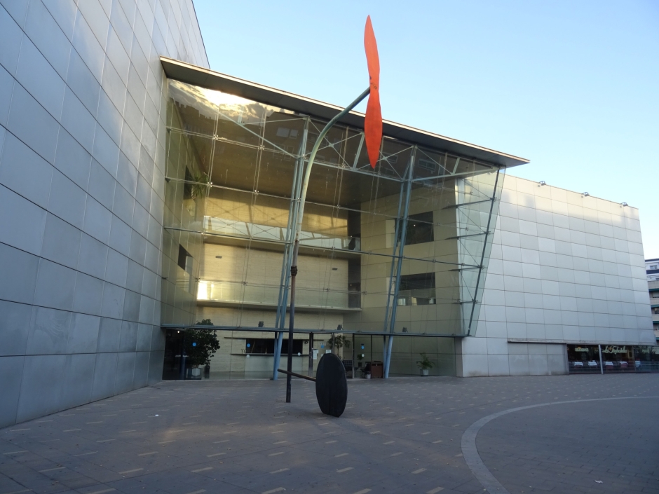 Monument Gran avió d'hèlix vermella