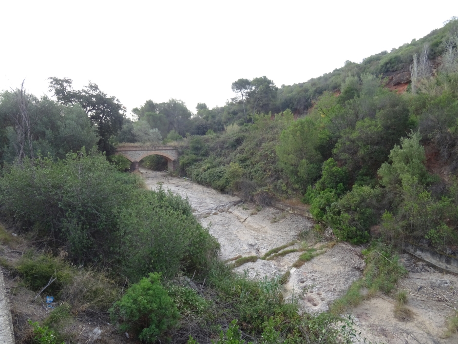 Pont de Can Ubach des de la carretera de Rubí.
