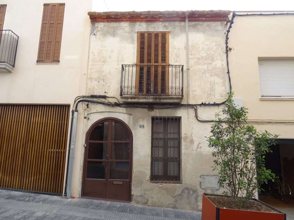 Façana de la casa del carrer Sant Medir número 13