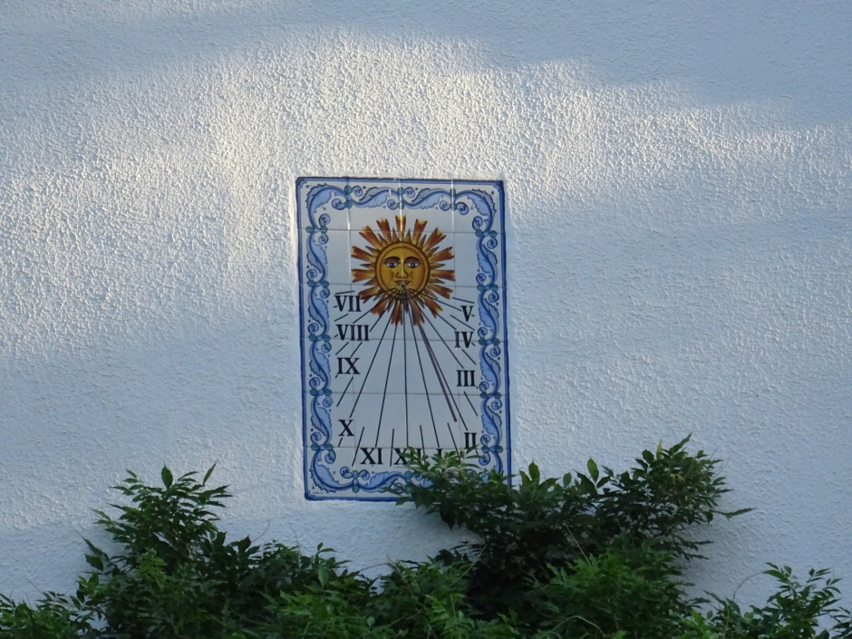 Rellotge de sol de Can Mora.