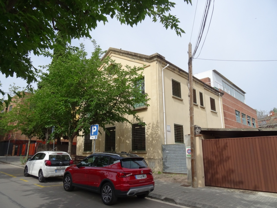 Façana de la Casa Aymat.