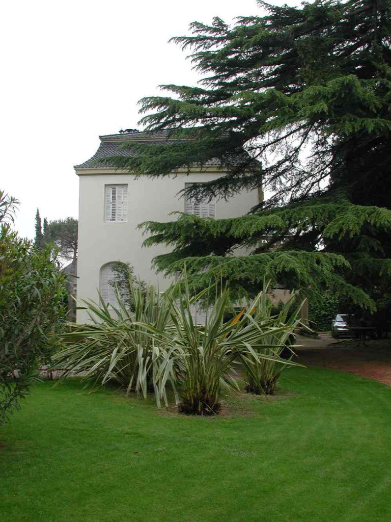 Xalet de Josep Almirall (Ajuntament de Sant Cugat del Vallès, any 2008).