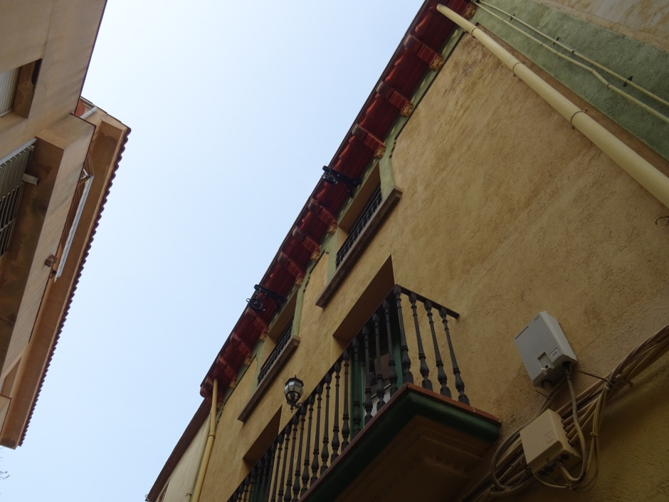 Part superior de l'edifici de Cal Perolet