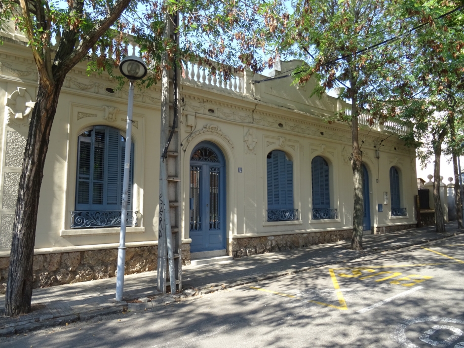 Façana principal del Conjunt Maria Llinàs I