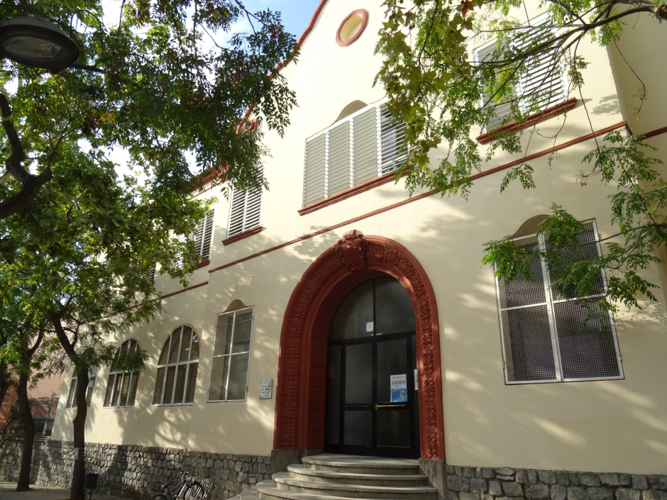 Façana principal del Col·legi Joan Maragall.